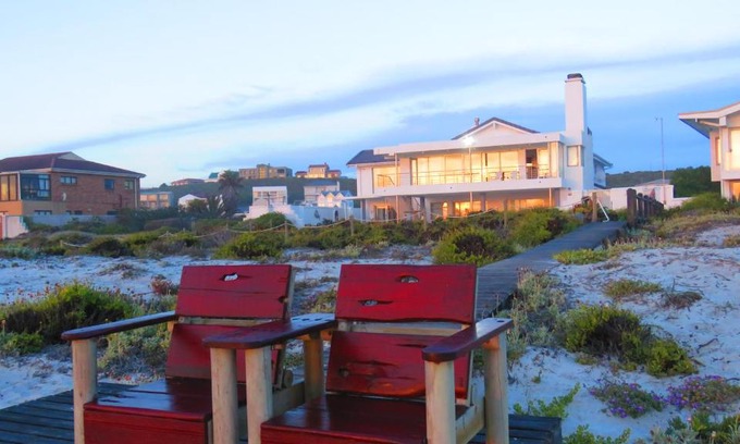 Yzerfontein Apartamento | On The Beach Apartments