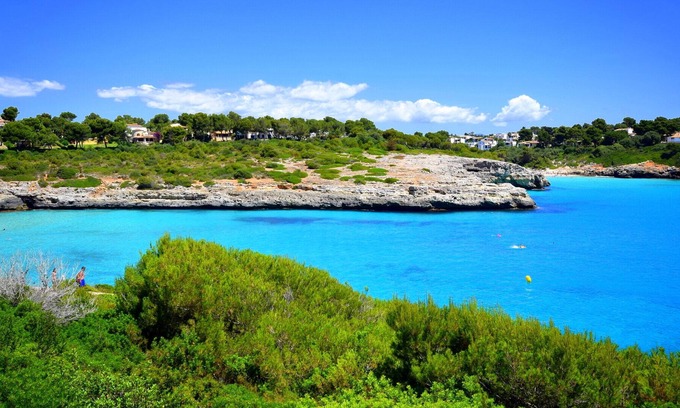 Cala Anguila-Cala Mendia Apartamento | en la playa, acceso directo a la playa, vistas al mar, terraza, 3 dormitorios, 2 baños, 6 + 1 Pers.