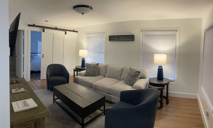 Crestline Area Casa | On The Bricks!