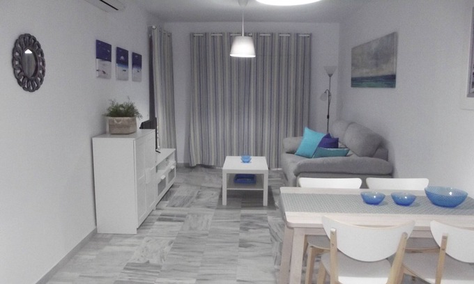 Rincón de la Victoria Apartamento | EN EL PASEO MARÍTIMO CON WIFI GRATIS
