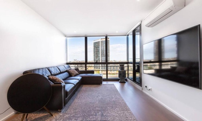 Docklands Apartamento | On the River - A Resort-style Retreat in Docklands