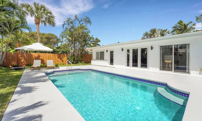 Florida North Atlantic Coast Casa | “Once upon a Tide” North Palm 3BR/2B/Heated Pool