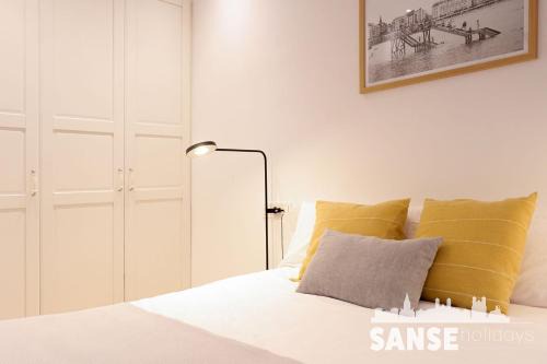 Antiguo Apartamento | Ondarreta Beach by SanSe Holidays
