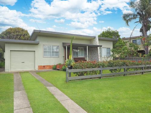 Crescent Head Casa | ONDINE, 4 Belmore Street