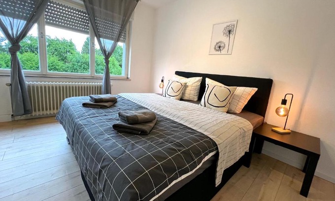 Rheydt Apartamento | One Bed and One Sofa Bed, Self Check in, Invoice