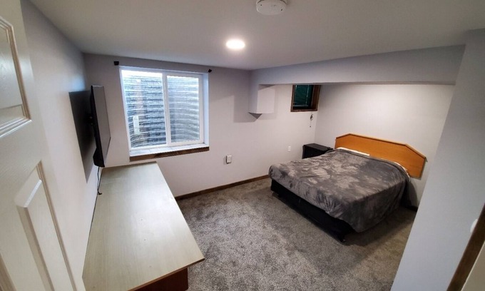 Coeur d'Alene Casa | One bed room -LOWER UNIT- Kitchenette