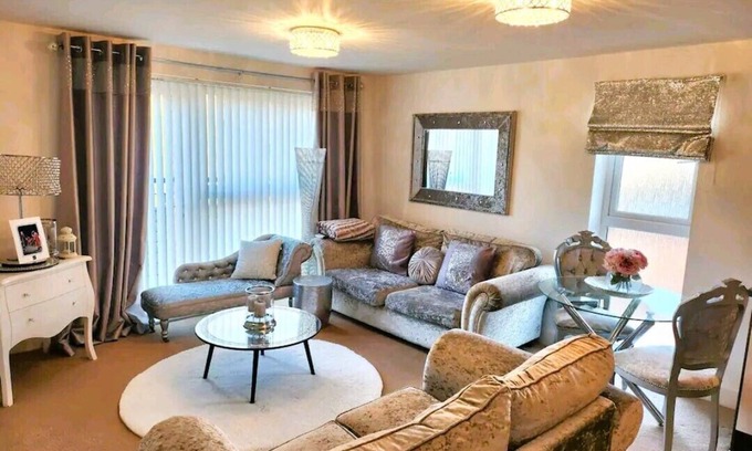 Landore Apartamento | One-Bedroom Apartment In Swansea SA1