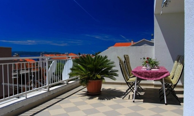Ratac Apartamento | Apartamento de una habitación con terraza y vista al mar Makarska (A-15200-c)