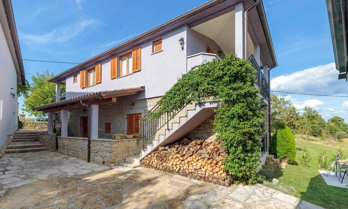 Oprtalj Apartamento | Apartments Sveti Leonard / One bedroom A1
