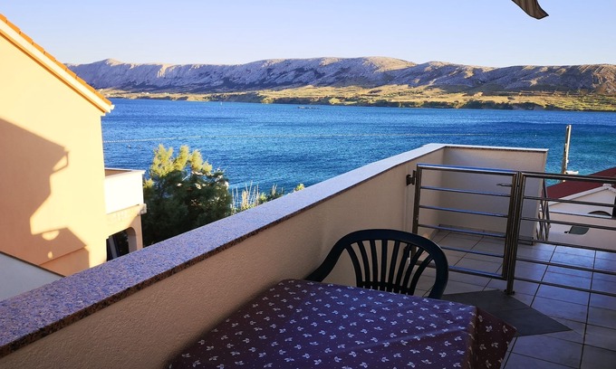 Kustici Apartamento | Apartamento de una habitación en la playa Zubovici, Pag (A-23921-e)