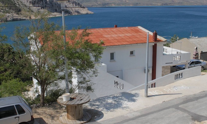 Metajna Apartamento | Apartamento de una habitación con terraza y vista al mar Metajna, Pag (A-6336-g)