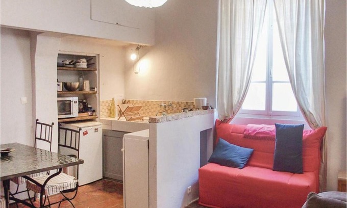 Barjac Apartamento | One-Bedroom Apartment in Barjac