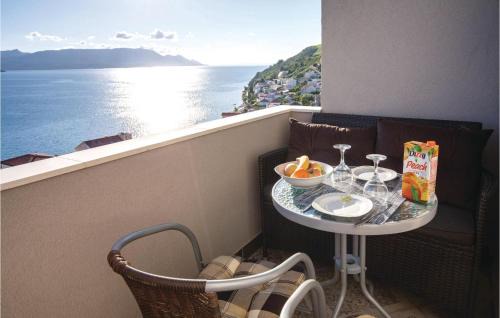 Komarna Apartamento | One-Bedroom Apartment Klek With Sea View 02