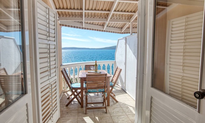 Brodarica Apartamento | Apartamento de una habitación en la playa Brodarica, Sibenik (A-4194-c)