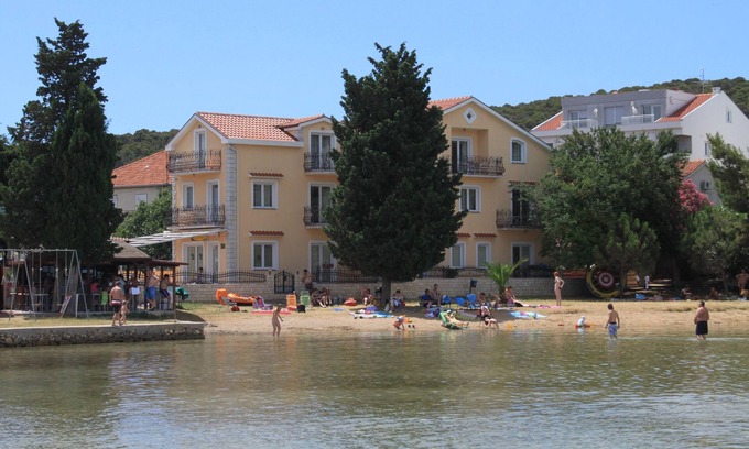 Kraj Apartamento | Apartamento de una habitación en la playa Kraj, Pasman (A-3460-a)