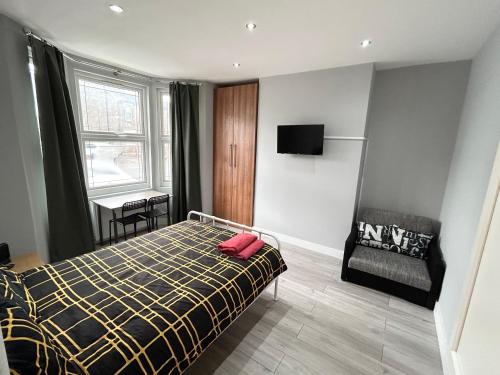 Pinkwell Apartamento | One Bedroom Apartment Near Heathrow Airport & London