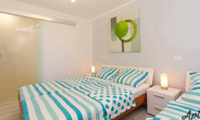 Portoroz Apartamento | One Bedroom Apartment with Terrace Kolenc 1 Portoroz