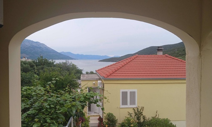 Kneza Apartamento | Apartamento de una habitación con balcón y vista al mar Kneza, Korcula (A-23421-a)