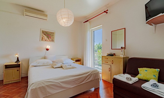 Stankovici Apartamento | Apartamento de una habitación con balcón y vista al mar Orebic, Peljesac (A-10178-b)