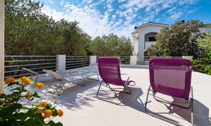Mandre Apartamento | Apartamento de una habitación con una terraza Mandre, Pag (A-13015-c)