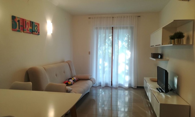 Kapelica Apartamento | Apartamento de una habitación con una terraza Presika, Labin (A-7390-c)
