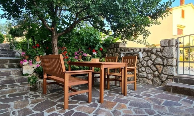 Cres Apartamento | Apartamento de una habitación con una terraza Cres (A-7983-a)