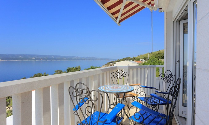 Lokva Rogoznica Apartamento | Apartamento de una habitación con terraza y vista al mar Lokva Rogoznica, Omis (A-13226-c)