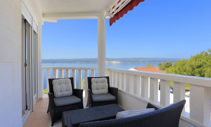 Lokva Rogoznica Apartamento | Apartamento de una habitación con terraza y vista al mar Lokva Rogoznica, Omis (A-13226-b)