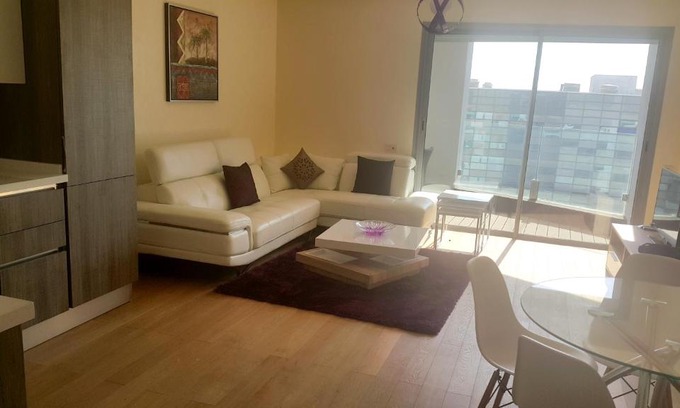 Medina Apartamento | One bedroom appartement with sea view enclosed garden and wifi at Casablanca