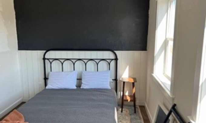 Victor Cabina | One Bedroom cabin-Walk to river