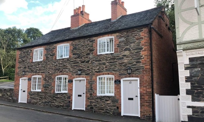 Woodhouse Eaves Casa | One bedroom cottage in the heart of Charnwood Forest