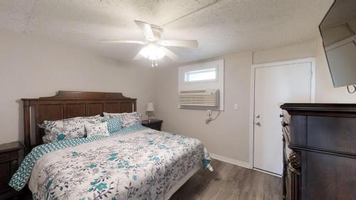 North Myrtle Beach Apartamento | One Bedroom Condo Oceanfront Cherry Grove at Blue Mist Villas Unit 101