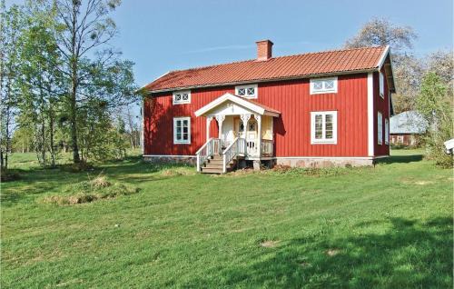 Mullsjo Casa | One-Bedroom Holiday Home In Habo