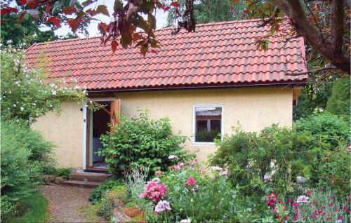 Tomelilla Municipality Casa | One-Bedroom Holiday Home In Tomelilla