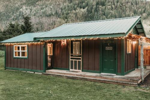 Maple Falls Casa | One-Bedroom House
