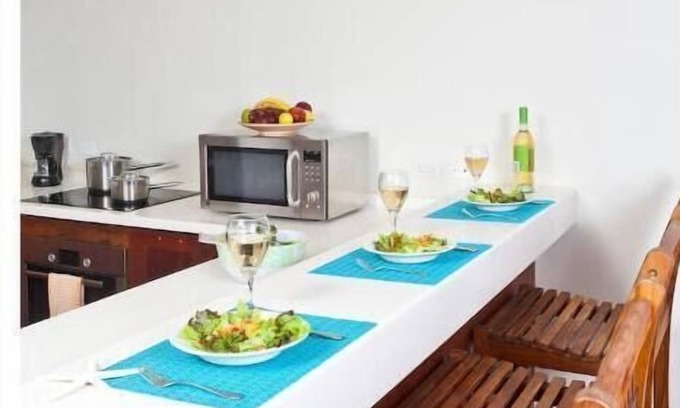 Belleplaine Apartamento | One Bedroom Suite @ Santosha Holiday Apartments D