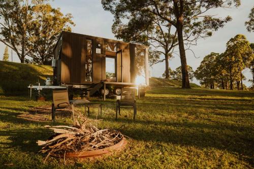 Rainbow Flat Casa | One Gaea by Tiny Away