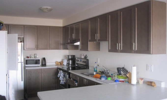 Watertown Casa | One Large Bed at Burlington/Waterdow