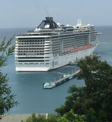 Ocho Rios Apartamento | One more night