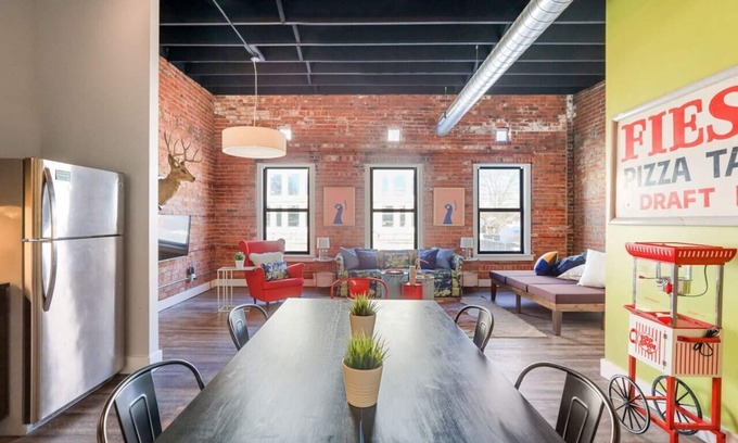 Detroit Apartamento | One Of A Kind Huge Loft Minutes From Downtown