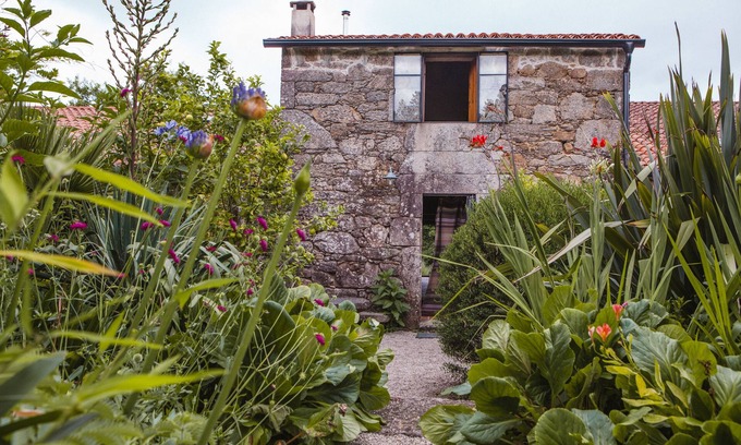 Morana Casa | Una de dos casitas privadas y íntimas. Rodeada de naturaleza.