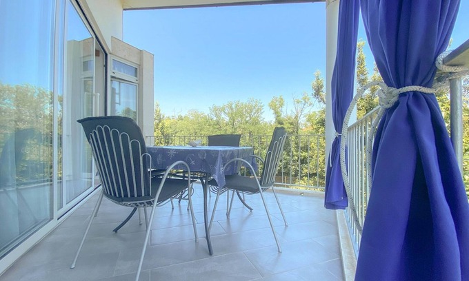 Zambratija Apartamento | A sólo 80 metros del mar Adriático azul con balcón privado, aire acondicionado, WiFi