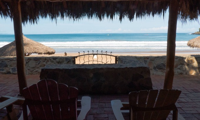 Chacala Casa | ONLY HOUSE ON THE SAND /SLEEPS 9 @ $ 51.00 a night per person