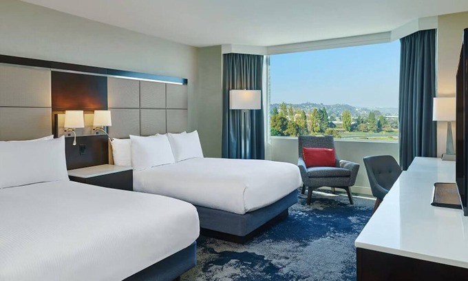 Redwood Shores Hotel | Onsite Pool, Classic 2 Double Room, Grand Bay San Francisco Hotel