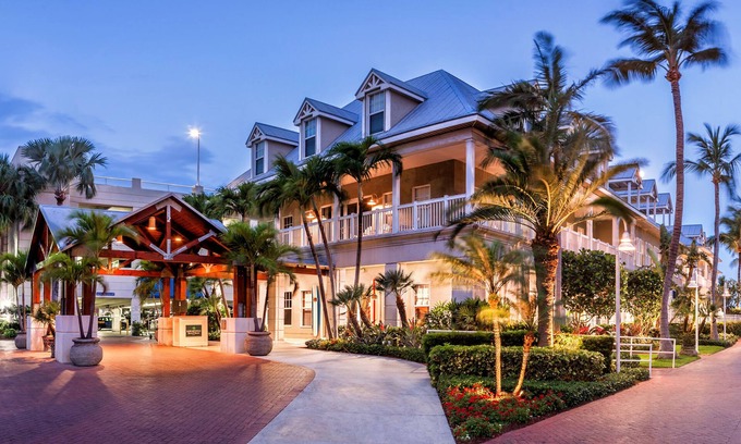 Old Town Hotel | Opal Key Resort & Marina, Key West