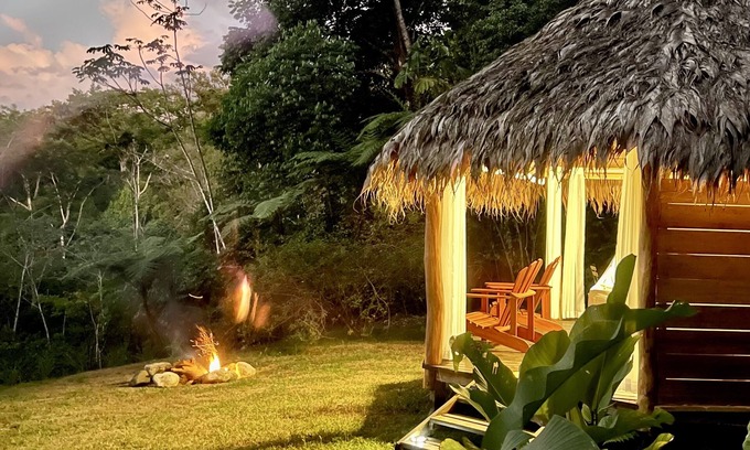 Puerto Jiménez Cabina | Open Cabin in the Jungle, sea View, Campfire and Breakfast