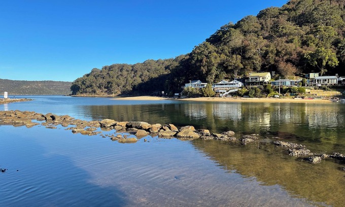 Patonga Casa | Open Plan Coastal Beauty in Patonga Beach - pet friendly