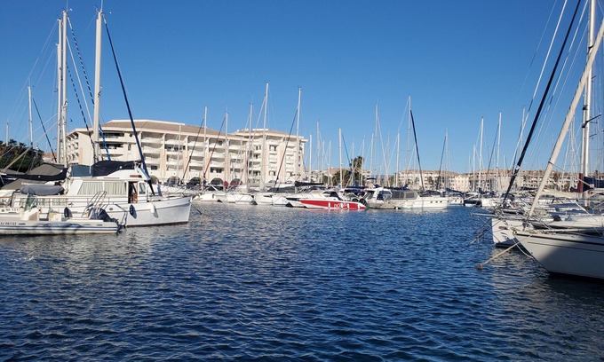 Frejus Port Apartamento | Residencia OPEN, Gran T2 de 47m2, con aire acondicionado,capacidad para 6 personas, piscina, playas a 150 m, estacionamiento privado