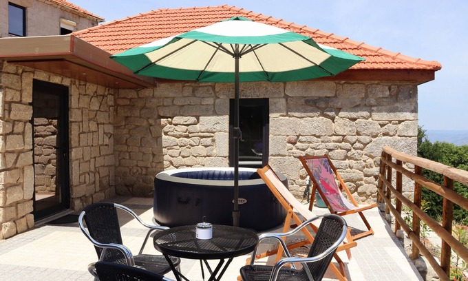 Lamego Casa | Open Space House with jacuzzi in Lamego, 5 minutes from the city center