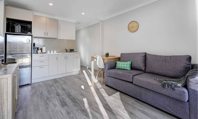 Llanarth Apartamento | Ophir Studio - Ideal for Work, BBQ